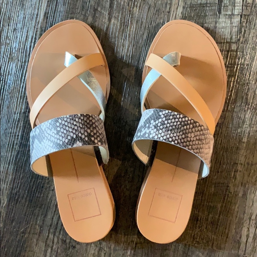 Dolce vita sandals